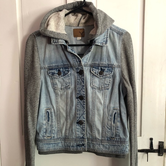 American Eagle Outfitters Jackets & Blazers - LIKE NEW American Eagle Sweatshirt Denim Jacket
